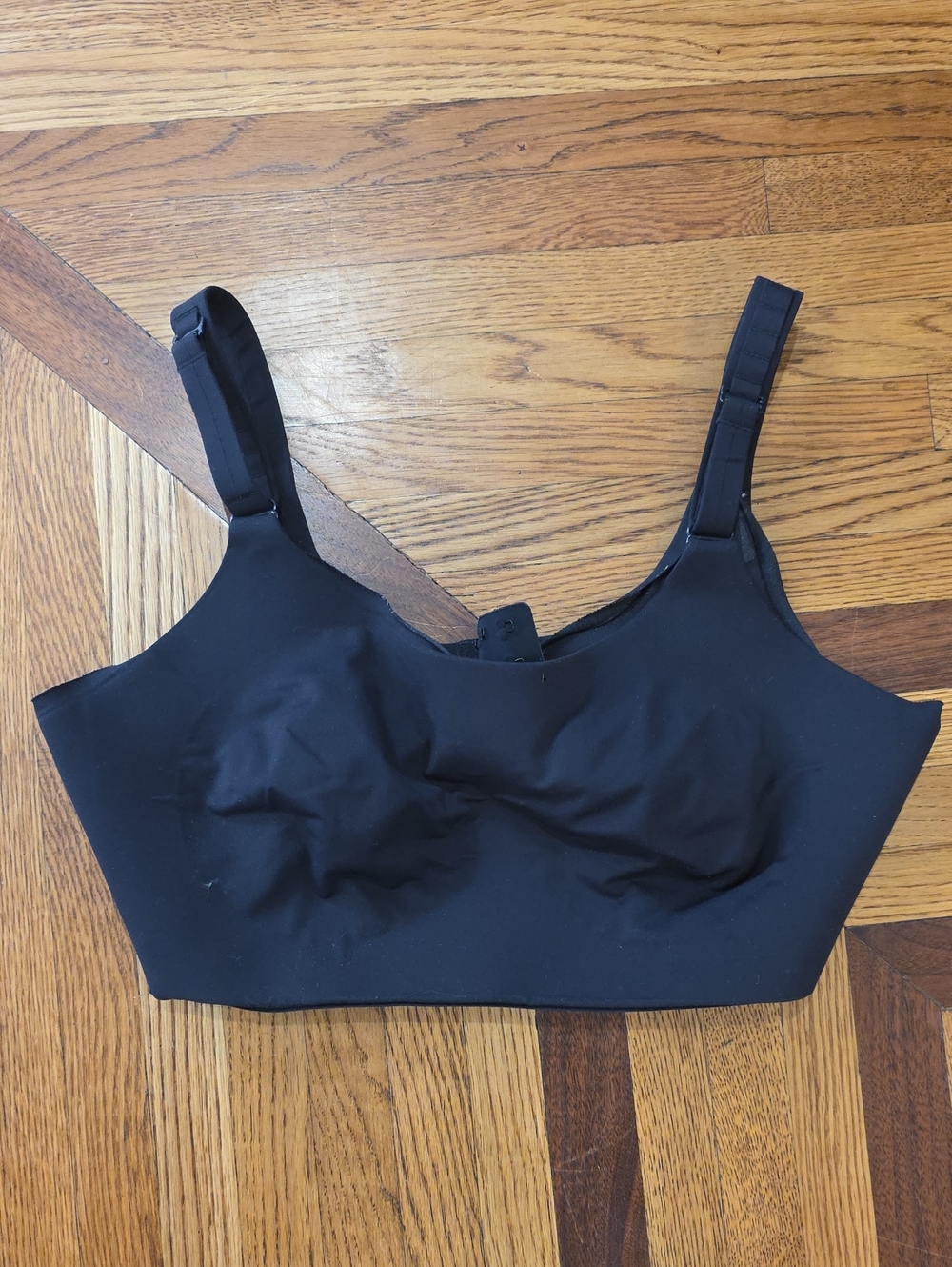 lululemon athletica 38DD Black Wireless Support Bralette
